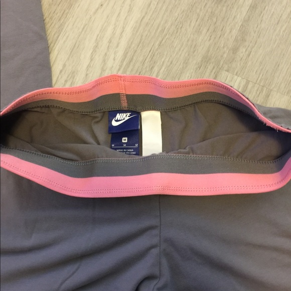 Nike cropped leggings - Picture 4 of 4